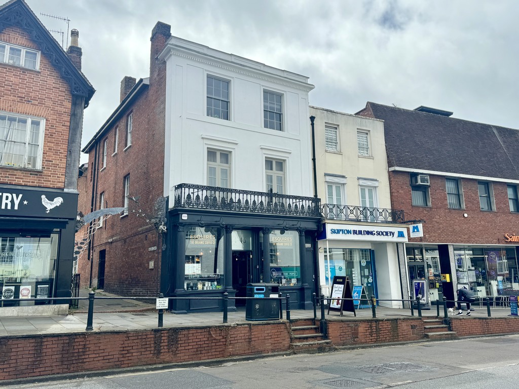 HIGH STREET, DORKING, RH4