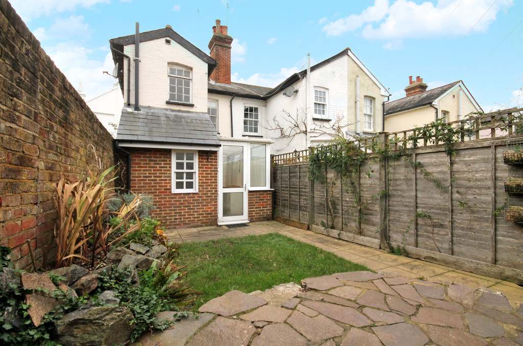 ARCHWAY PLACE, DORKING, RH4