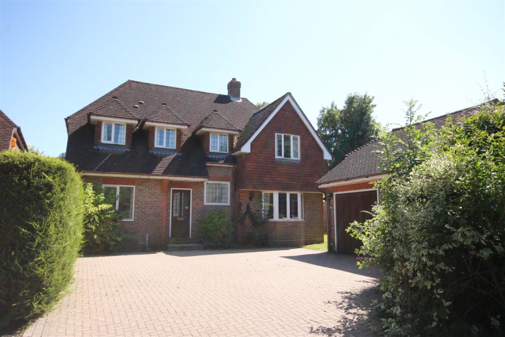 APRIL CLOSE, ASHTEAD, KT21