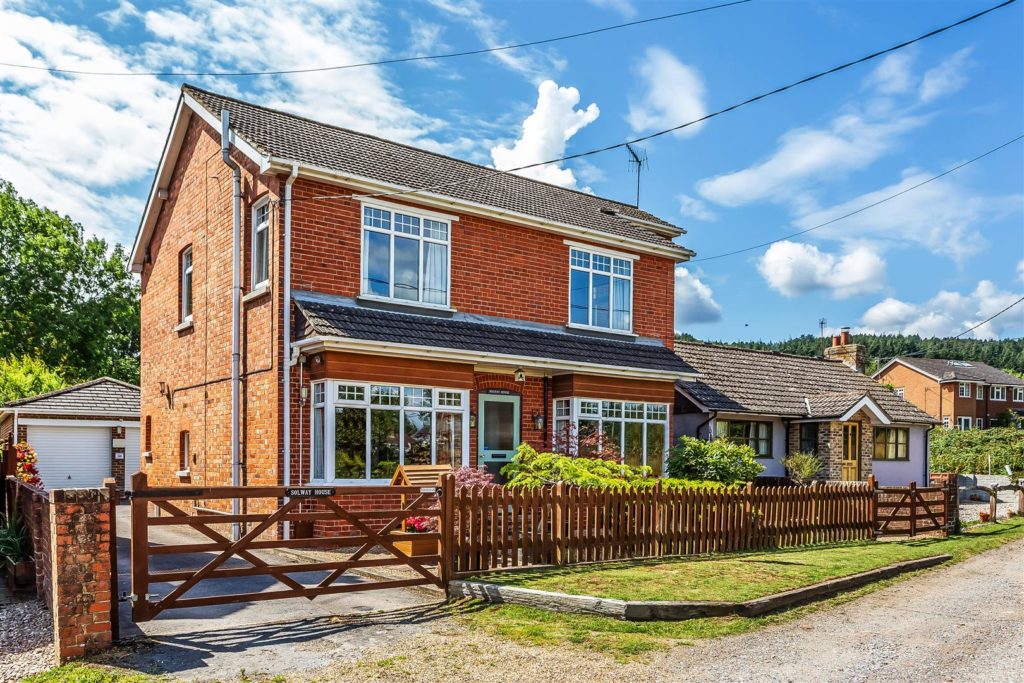 NORFOLK LANE, MID HOLMWOOD, RH5