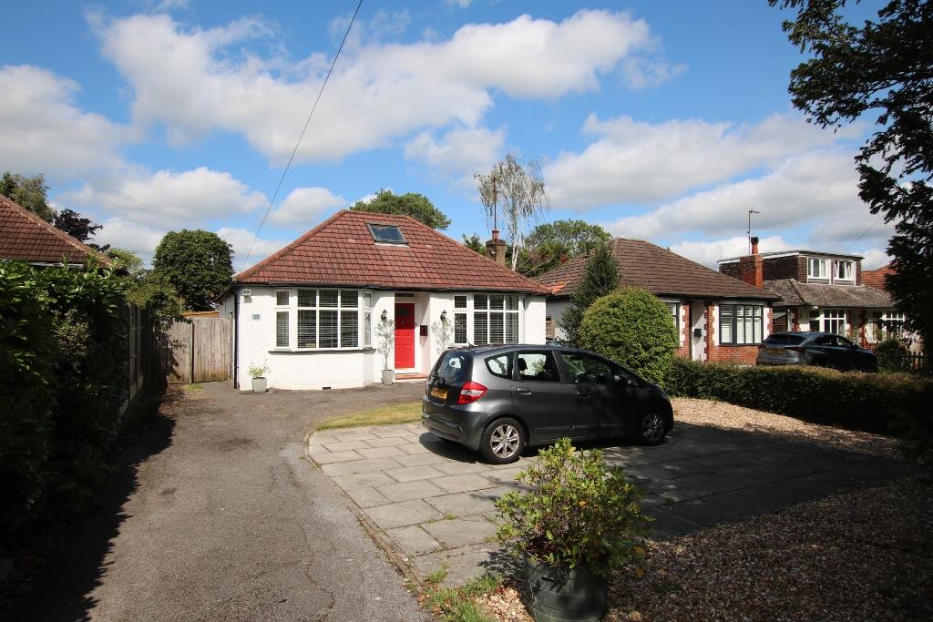 SCHOOL LANE, FETCHAM, KT22