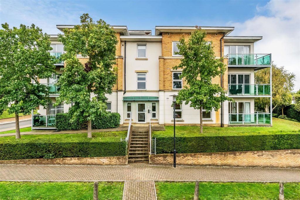 LEWIS COURT, LEATHERHEAD, KT22