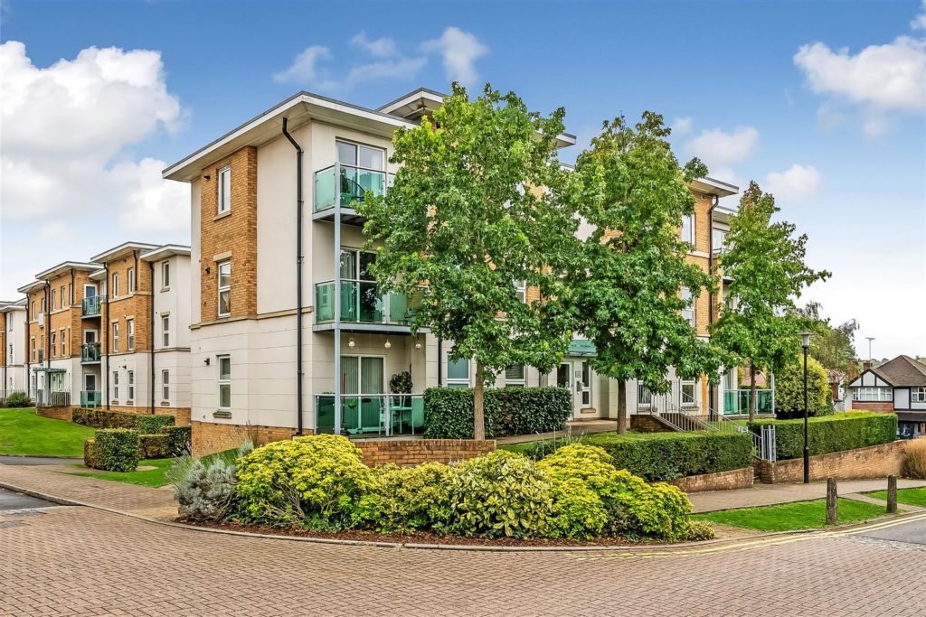 LEWIS COURT, LEATHERHEAD, KT22