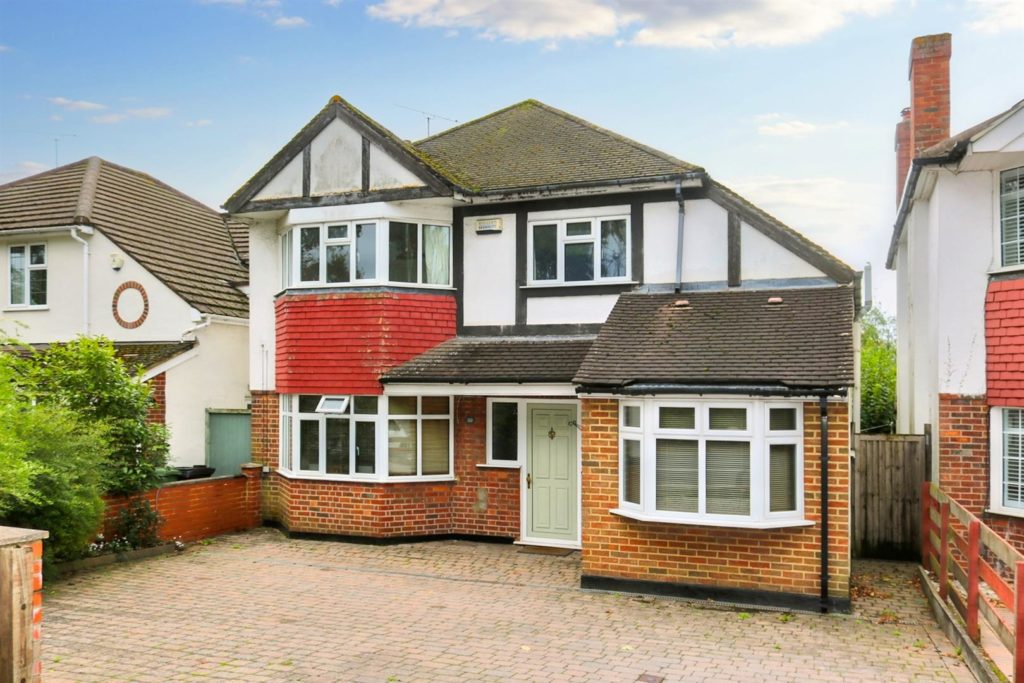 RANDALLS ROAD, LEATHERHEAD, KT22