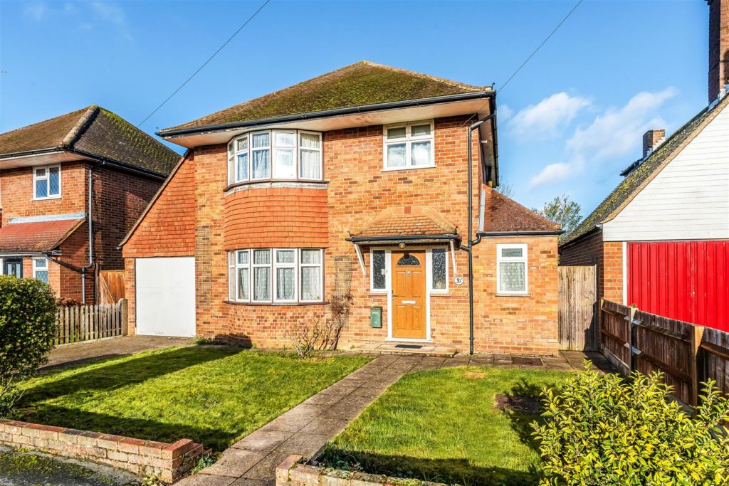 PETTERS ROAD, ASHTEAD, KT21