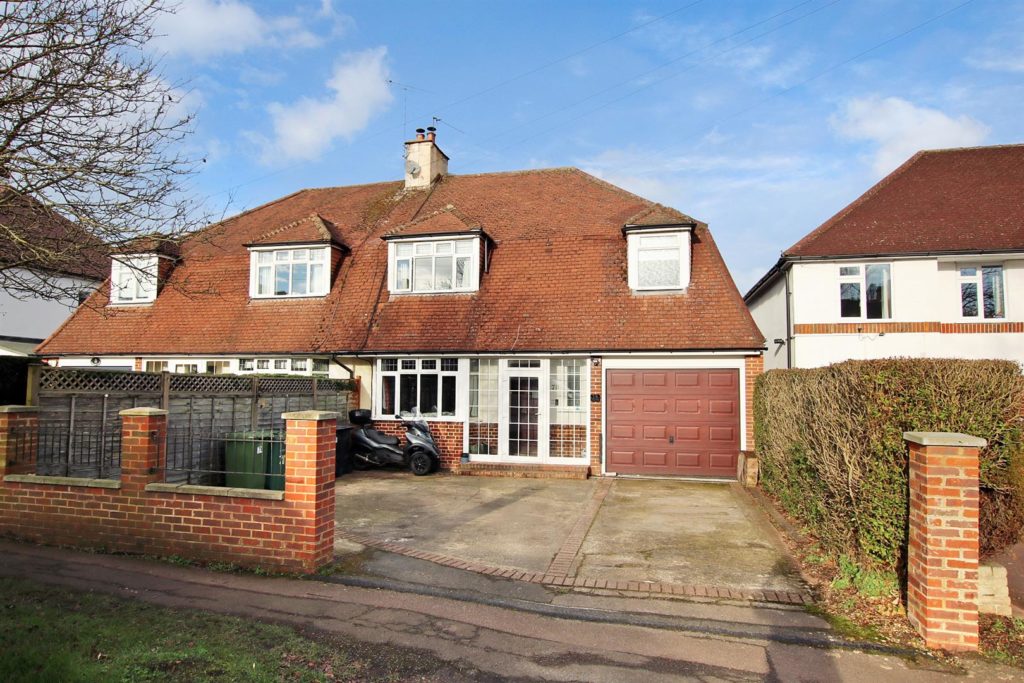 COBHAM ROAD, FETCHAM, KT22