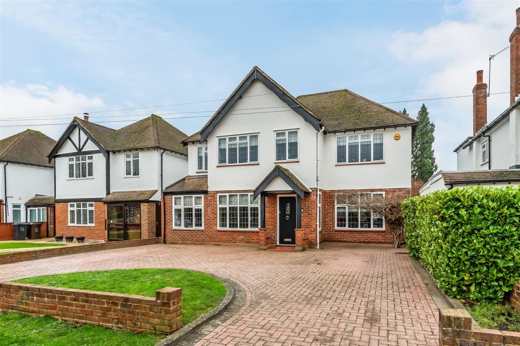 PINE HILL, EPSOM, KT18