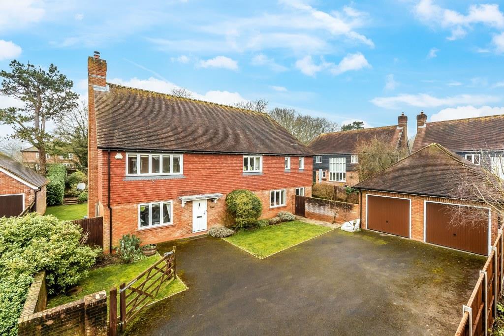 MULBERRY PLACE, NEWDIGATE, RH5